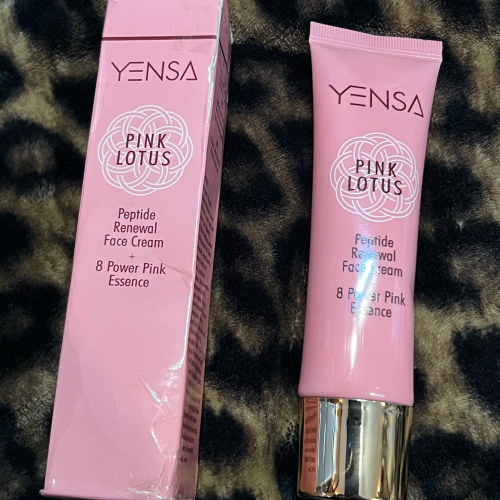 Yensa Pink Lotus Peptide Renewal Face Cream